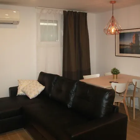 Apartment Dream House L & A - With A Beautiful Garden Lisbon